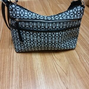 Women’s Hallie Crossbody Handbag, Black/Beige Jacquard 6 Pockets NWT